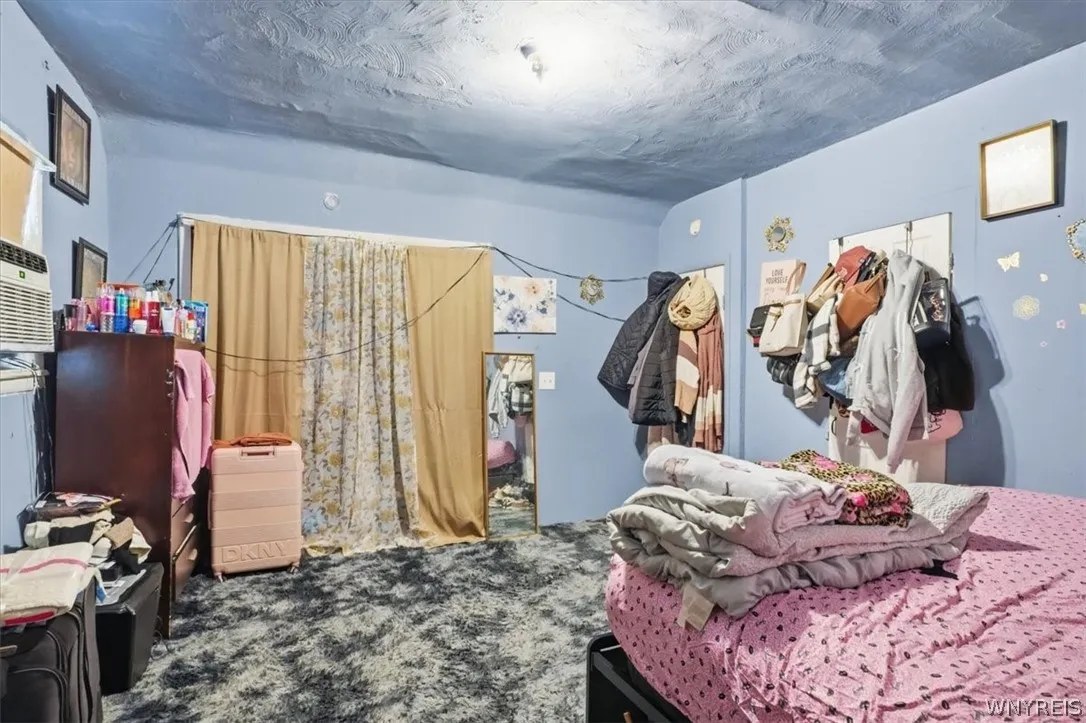 256 Breckenridge Street, Buffalo, New York 14213, Buffalo, New York 14213, 9 Bedroom Bedrooms, ,3 BathroomBathrooms,Residential,For Sale,256 Breckenridge Street, Buffalo, New York 14213,0,B1715681