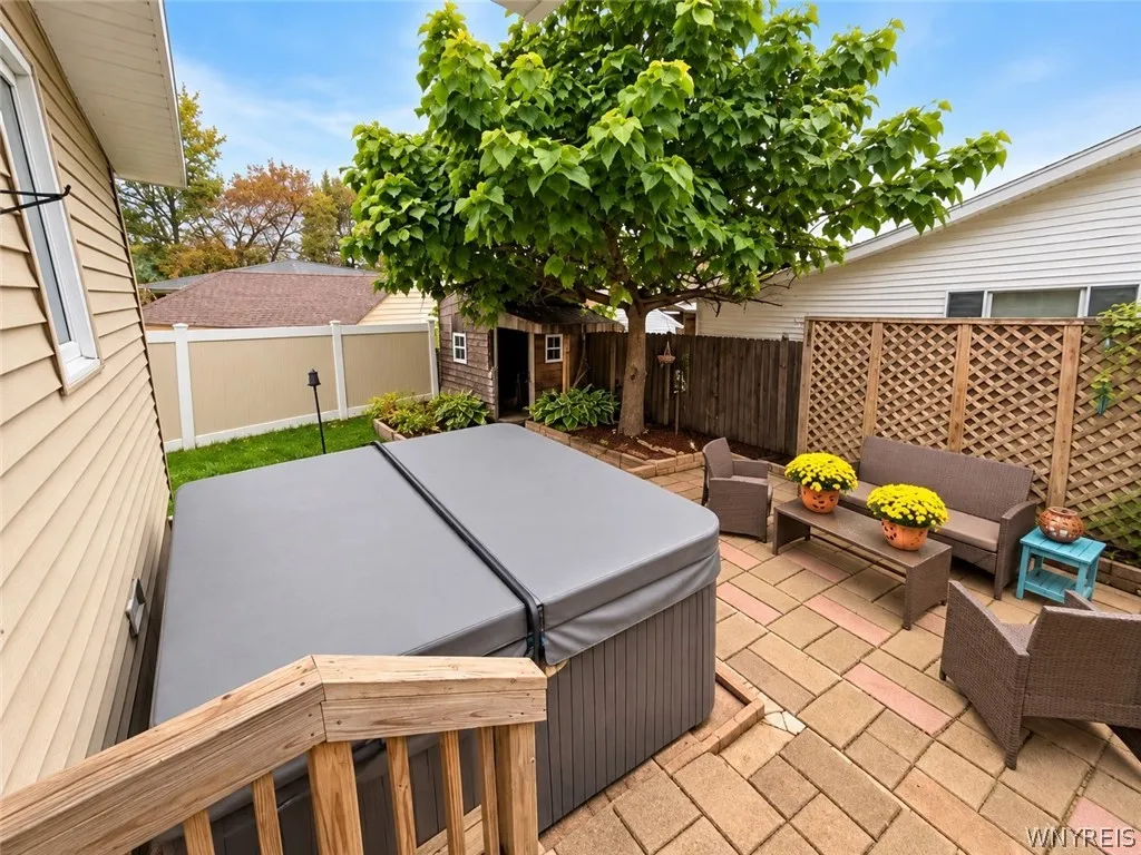 2173 Pleasant Avenue, Hamburg, New York 14085, Hamburg, New York 14085, 4 Bedroom Bedrooms, 7 Room Rooms,2 BathroomBathrooms,Residential,For Sale,2173 Pleasant Avenue, Hamburg, New York 14085,0,B1715978