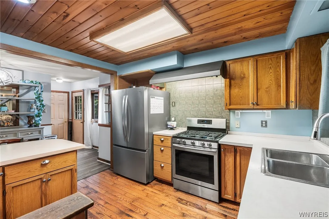 2173 Pleasant Avenue, Hamburg, New York 14085, Hamburg, New York 14085, 4 Bedroom Bedrooms, 7 Room Rooms,2 BathroomBathrooms,Residential,For Sale,2173 Pleasant Avenue, Hamburg, New York 14085,0,B1715978