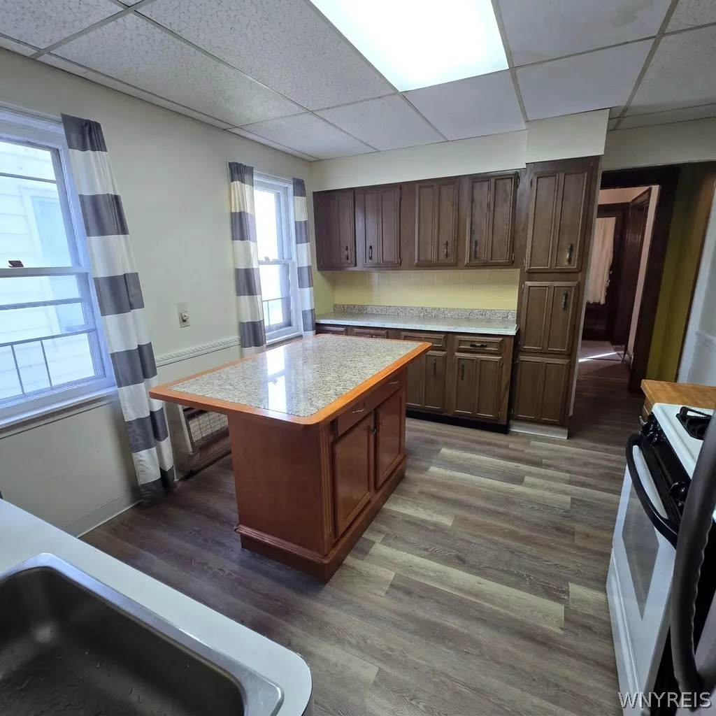 35 Englewood Avenue, Buffalo, New York 14214, Buffalo, New York 14214, 6 Bedroom Bedrooms, 10 Room Rooms,2 BathroomBathrooms,Residential Lease,For Rent,35 Englewood Avenue, Buffalo, New York 14214,0,B1716162