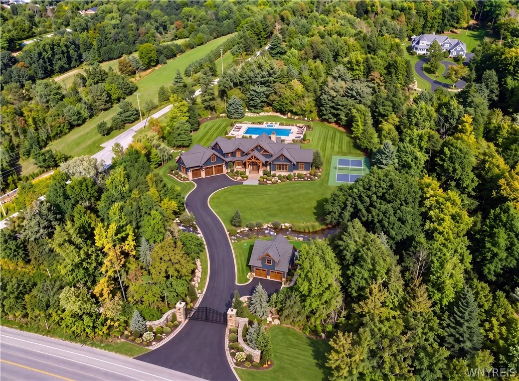 5797 Chestnut Ridge Road, Orchard Park, New York 1, Orchard Park, New York 14127, 4 Bedroom Bedrooms, 15 Room Rooms,3 BathroomBathrooms,Residential,For Sale,5797 Chestnut Ridge Road, Orchard Park, New York 1,0,B1716294