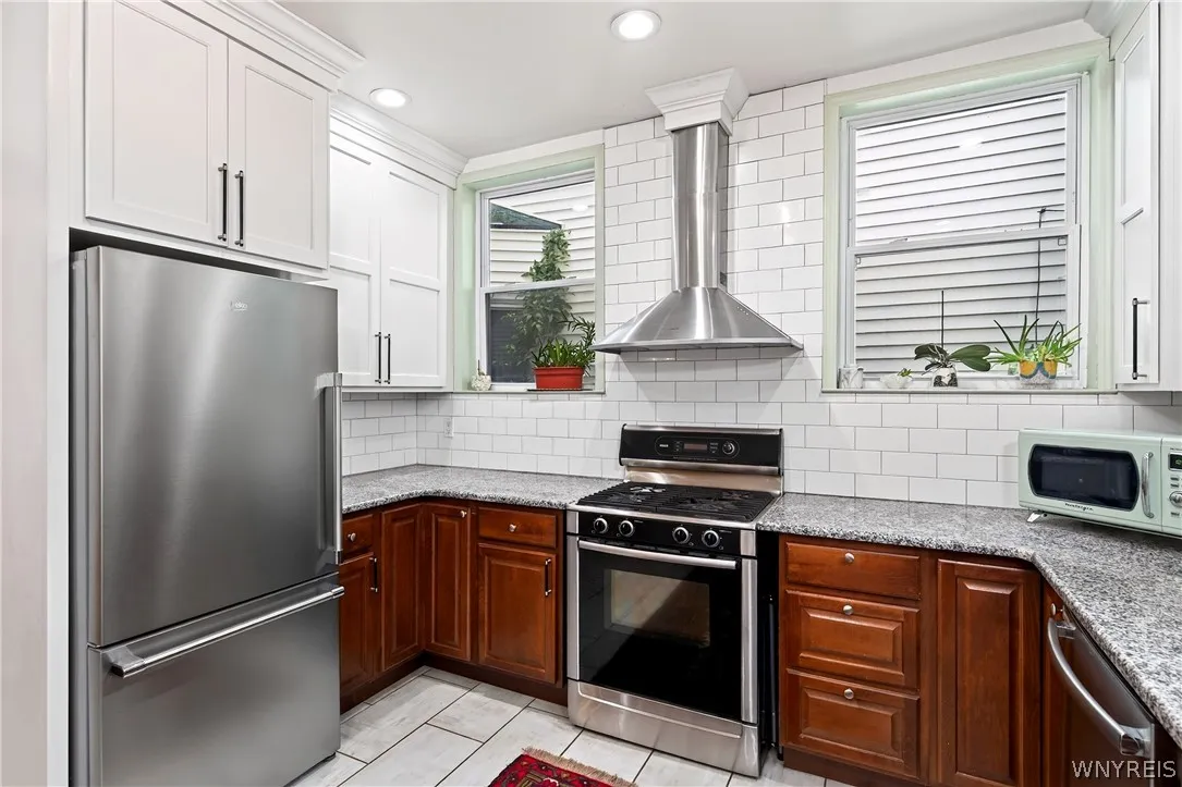 120 Greenwood Place, Buffalo, New York 14213, Buffalo, New York 14213, 3 Bedroom Bedrooms, 7 Room Rooms,2 BathroomBathrooms,Residential,For Sale,120 Greenwood Place, Buffalo, New York 14213,0,B1716204