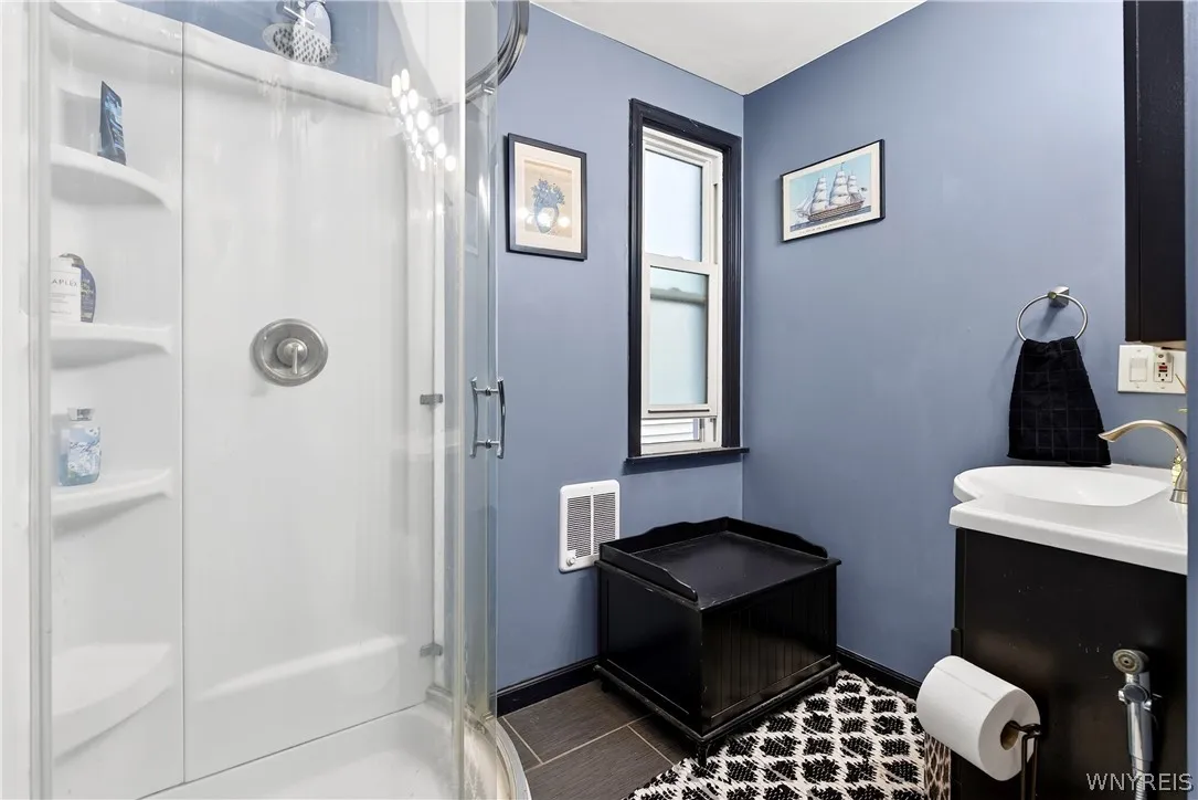120 Greenwood Place, Buffalo, New York 14213, Buffalo, New York 14213, 3 Bedroom Bedrooms, 7 Room Rooms,2 BathroomBathrooms,Residential,For Sale,120 Greenwood Place, Buffalo, New York 14213,0,B1716204