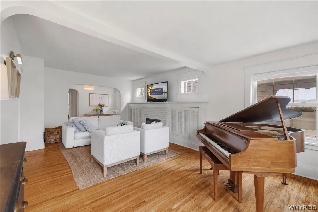 356 Sanders Road, Buffalo, New York 14216, Buffalo, New York 14216, 3 Bedroom Bedrooms, 10 Room Rooms,2 BathroomBathrooms,Residential,For Sale,356 Sanders Road, Buffalo, New York 14216,0,B1715967