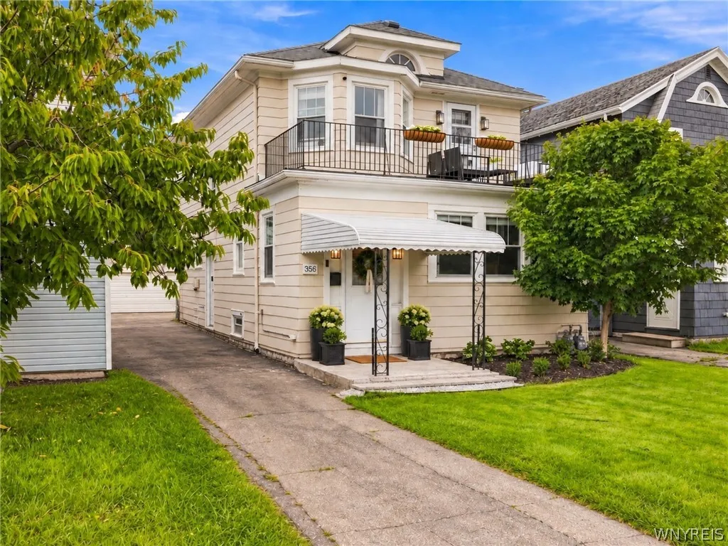 356 Sanders Road, Buffalo, New York 14216, Buffalo, New York 14216, 3 Bedroom Bedrooms, 10 Room Rooms,2 BathroomBathrooms,Residential,For Sale,356 Sanders Road, Buffalo, New York 14216,0,B1715967