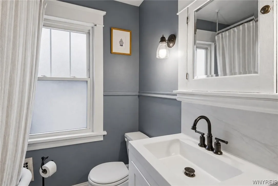 356 Sanders Road, Buffalo, New York 14216, Buffalo, New York 14216, 3 Bedroom Bedrooms, 10 Room Rooms,2 BathroomBathrooms,Residential,For Sale,356 Sanders Road, Buffalo, New York 14216,0,B1715967