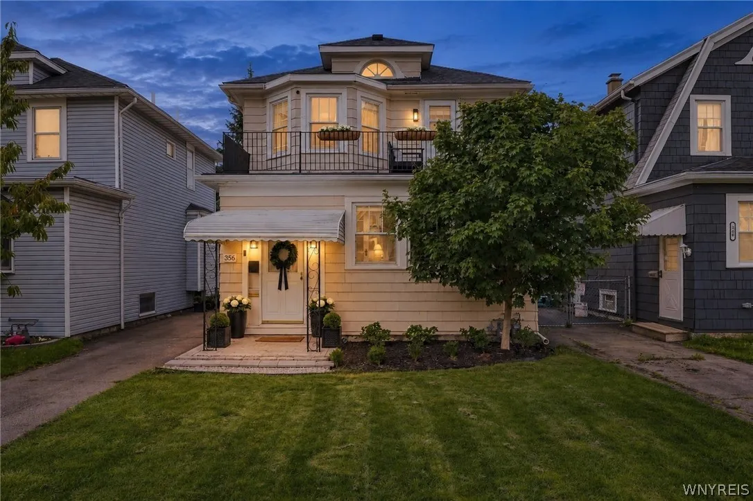 356 Sanders Road, Buffalo, New York 14216, Buffalo, New York 14216, 3 Bedroom Bedrooms, 10 Room Rooms,2 BathroomBathrooms,Residential,For Sale,356 Sanders Road, Buffalo, New York 14216,0,B1715967