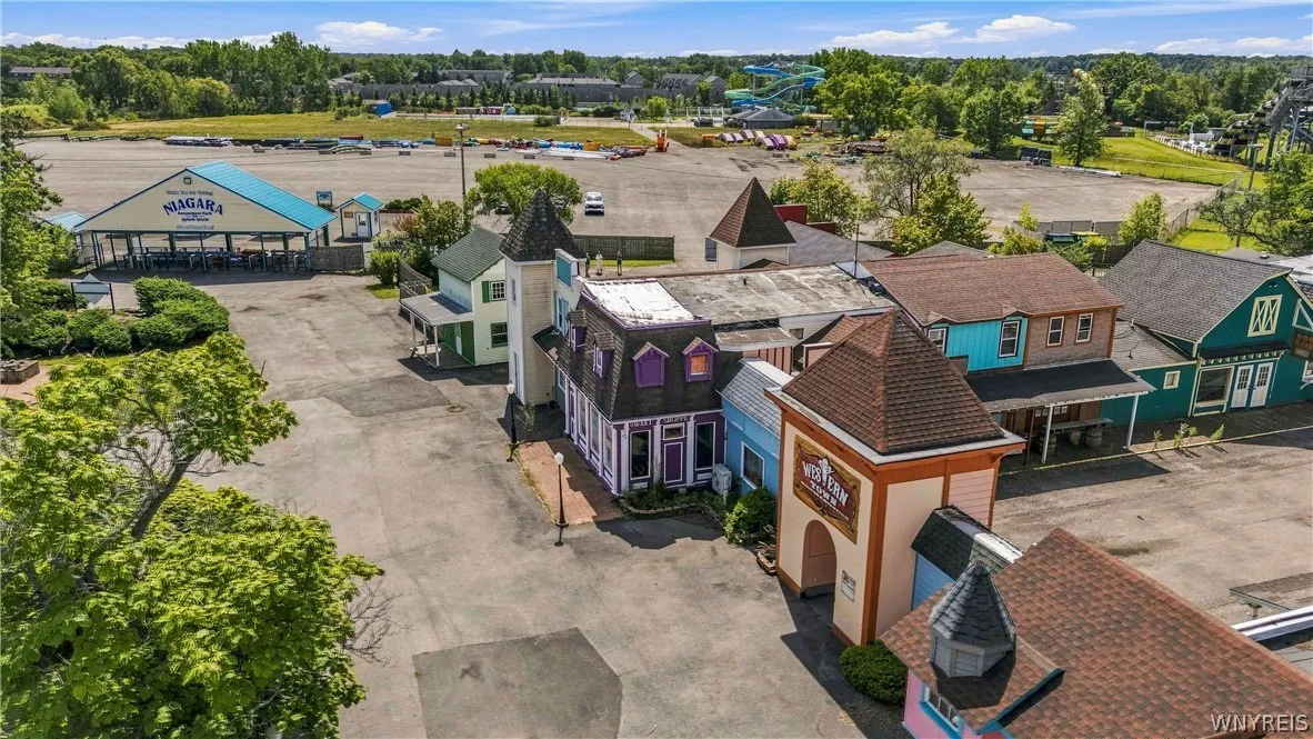 2400 Grand Island Boulevard, Grand Island, New Yor, Grand Island, New York 14072, ,Commercial Sale,For Sale,2400 Grand Island Boulevard, Grand Island, New Yor,0,B1716359