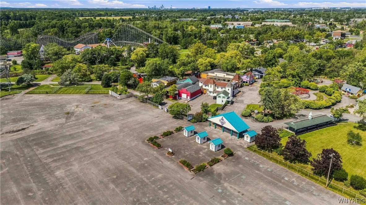2400 Grand Island Boulevard, Grand Island, New Yor, Grand Island, New York 14072, ,Commercial Sale,For Sale,2400 Grand Island Boulevard, Grand Island, New Yor,0,B1716359