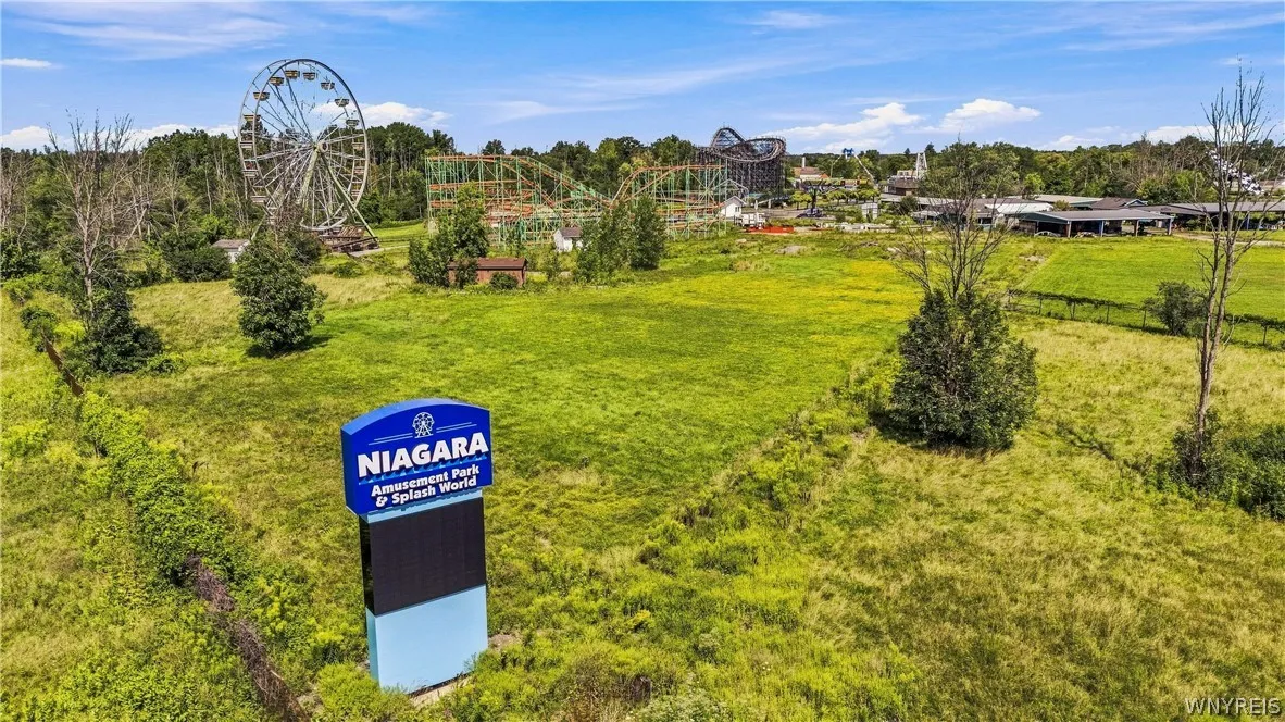 2400 Grand Island Boulevard, Grand Island, New Yor, Grand Island, New York 14072, ,Commercial Sale,For Sale,2400 Grand Island Boulevard, Grand Island, New Yor,0,B1716359