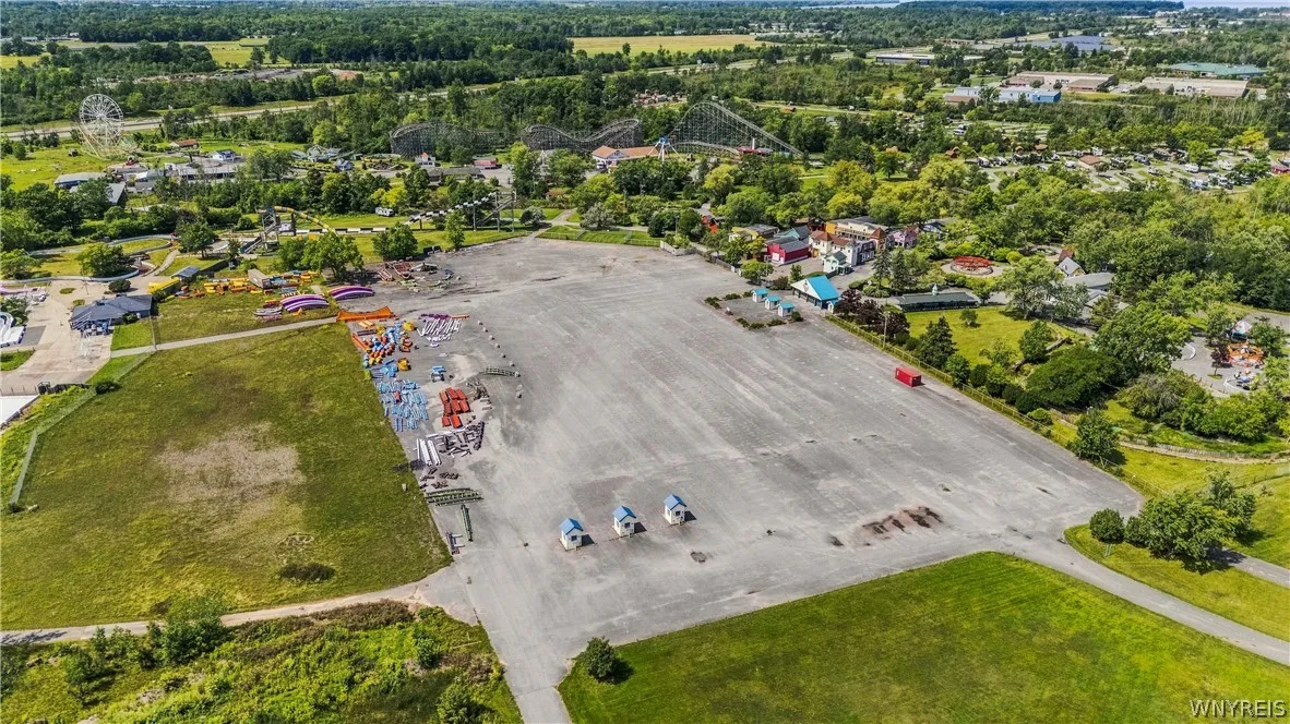 2400 Grand Island Boulevard, Grand Island, New Yor, Grand Island, New York 14072, ,Commercial Sale,For Sale,2400 Grand Island Boulevard, Grand Island, New Yor,0,B1716359