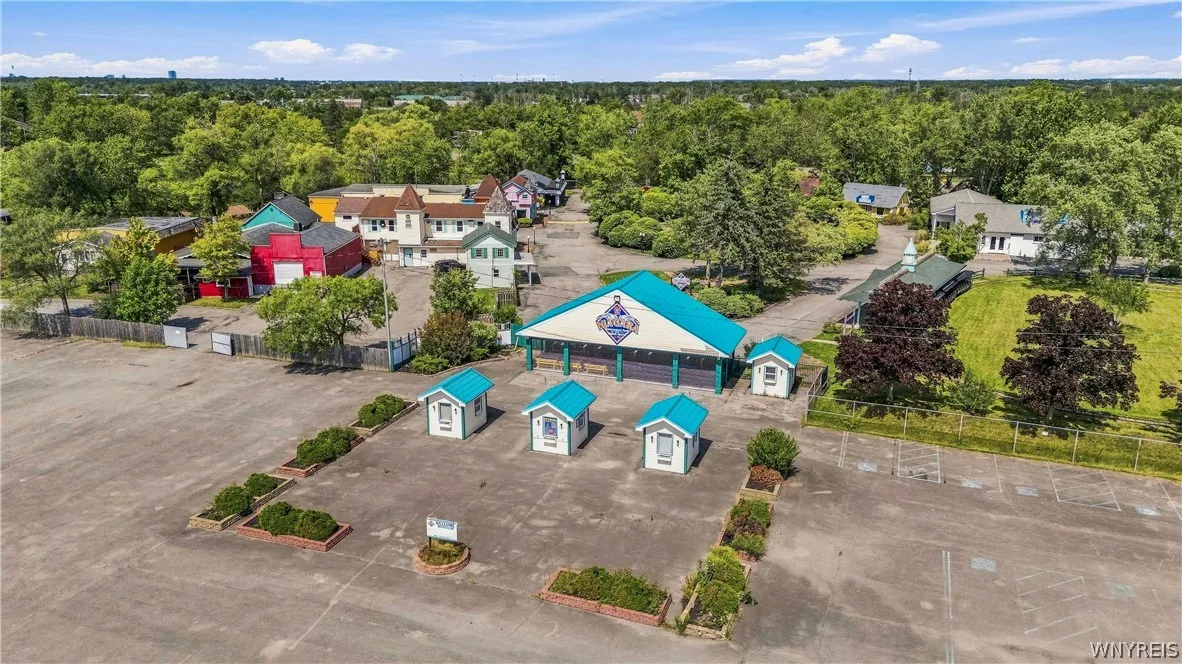 2400 Grand Island Boulevard, Grand Island, New Yor, Grand Island, New York 14072, ,Commercial Sale,For Sale,2400 Grand Island Boulevard, Grand Island, New Yor,0,B1716359