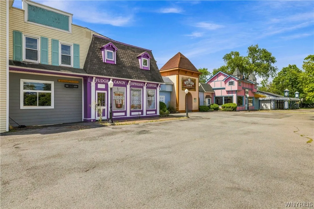 2400 Grand Island Boulevard, Grand Island, New Yor, Grand Island, New York 14072, ,Commercial Sale,For Sale,2400 Grand Island Boulevard, Grand Island, New Yor,0,B1716359