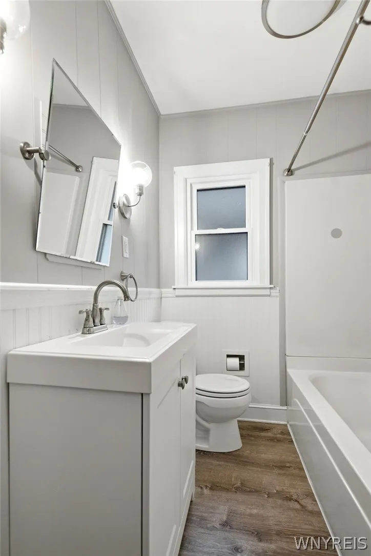 158 Huntington Avenue, Buffalo, New York 14214, Buffalo, New York 14214, 8 Bedroom Bedrooms, 14 Room Rooms,1 BathroomBathrooms,Residential,For Sale,158 Huntington Avenue, Buffalo, New York 14214,0,B1716310