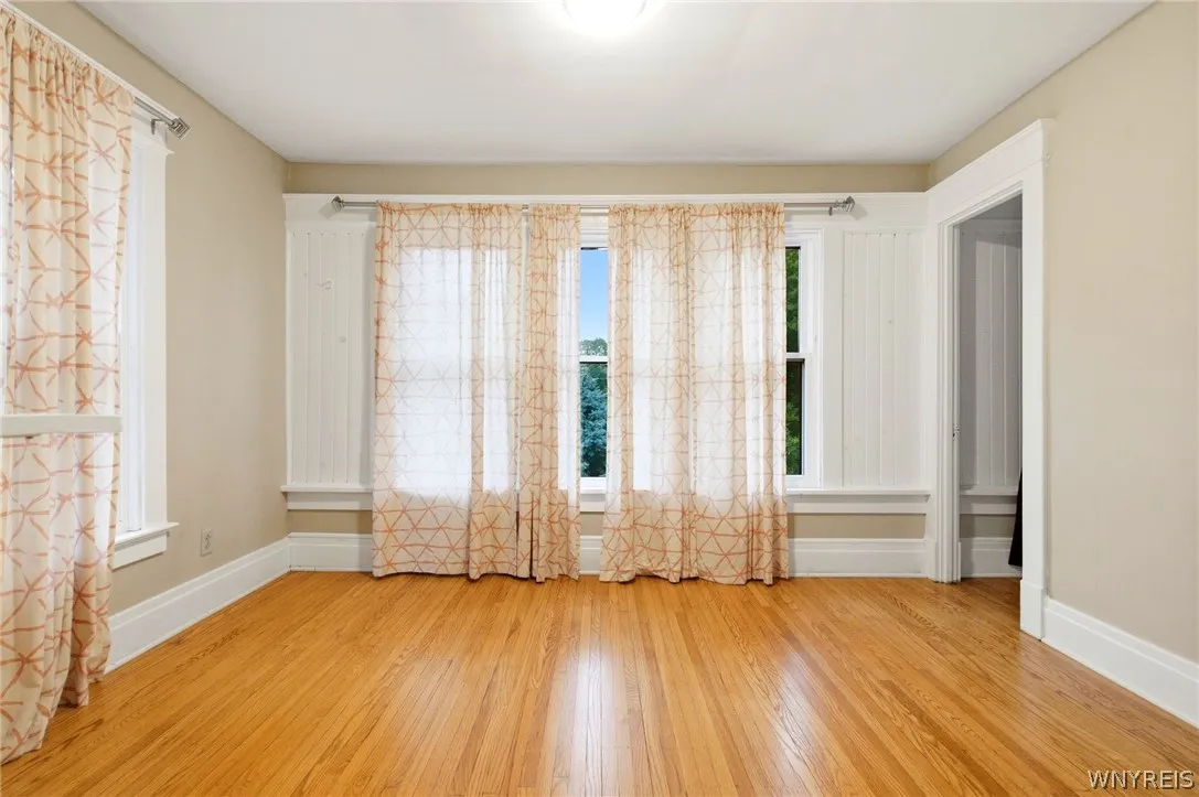 158 Huntington Avenue, Buffalo, New York 14214, Buffalo, New York 14214, 8 Bedroom Bedrooms, 14 Room Rooms,1 BathroomBathrooms,Residential,For Sale,158 Huntington Avenue, Buffalo, New York 14214,0,B1716310