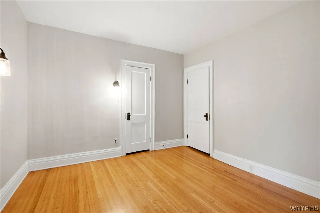 158 Huntington Avenue, Buffalo, New York 14214, Buffalo, New York 14214, 8 Bedroom Bedrooms, 14 Room Rooms,1 BathroomBathrooms,Residential,For Sale,158 Huntington Avenue, Buffalo, New York 14214,0,B1716310