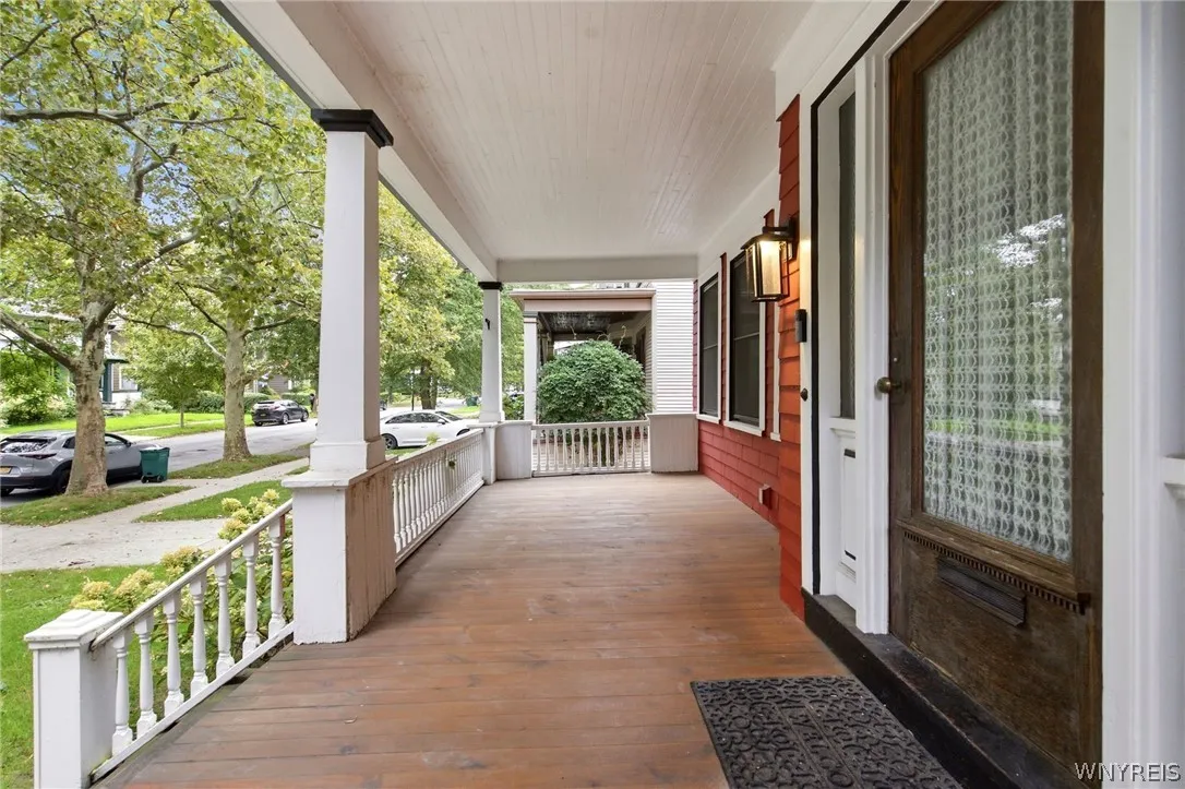 158 Huntington Avenue, Buffalo, New York 14214, Buffalo, New York 14214, 8 Bedroom Bedrooms, 14 Room Rooms,1 BathroomBathrooms,Residential,For Sale,158 Huntington Avenue, Buffalo, New York 14214,0,B1716310