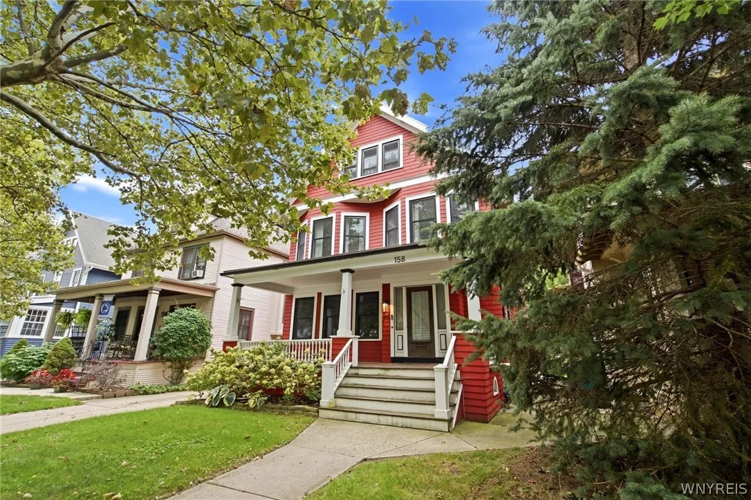 158 Huntington Avenue, Buffalo, New York 14214, Buffalo, New York 14214, 8 Bedroom Bedrooms, 14 Room Rooms,1 BathroomBathrooms,Residential,For Sale,158 Huntington Avenue, Buffalo, New York 14214,0,B1716310