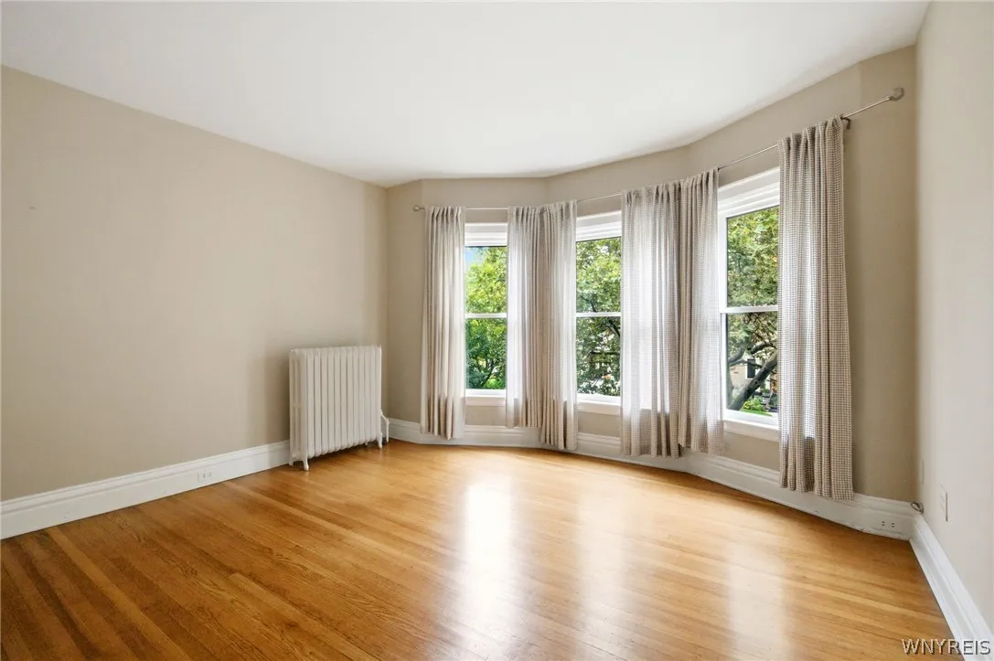 158 Huntington Avenue, Buffalo, New York 14214, Buffalo, New York 14214, 8 Bedroom Bedrooms, 14 Room Rooms,1 BathroomBathrooms,Residential,For Sale,158 Huntington Avenue, Buffalo, New York 14214,0,B1716310