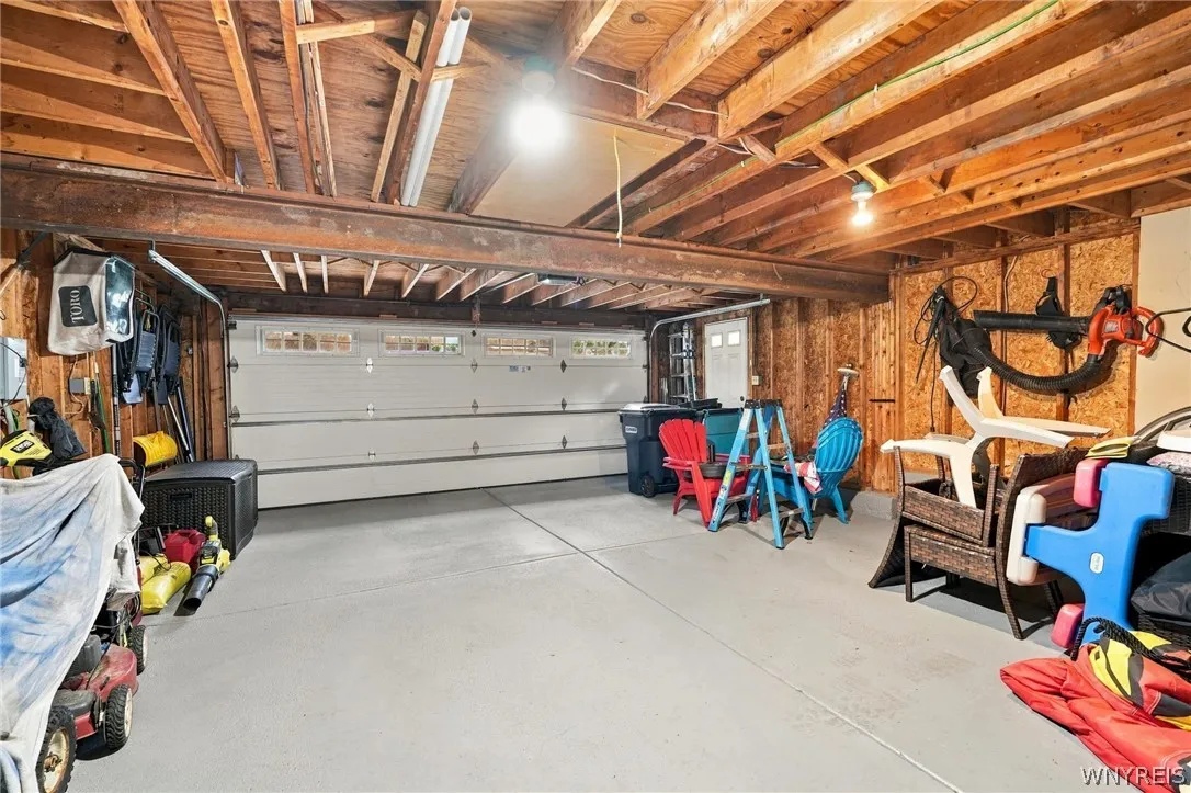 1819 Winter Road, Grand Island, New York 14072, Grand Island, New York 14072, 3 Bedroom Bedrooms, 7 Room Rooms,2 BathroomBathrooms,Residential,For Sale,1819 Winter Road, Grand Island, New York 14072,0,B1716331