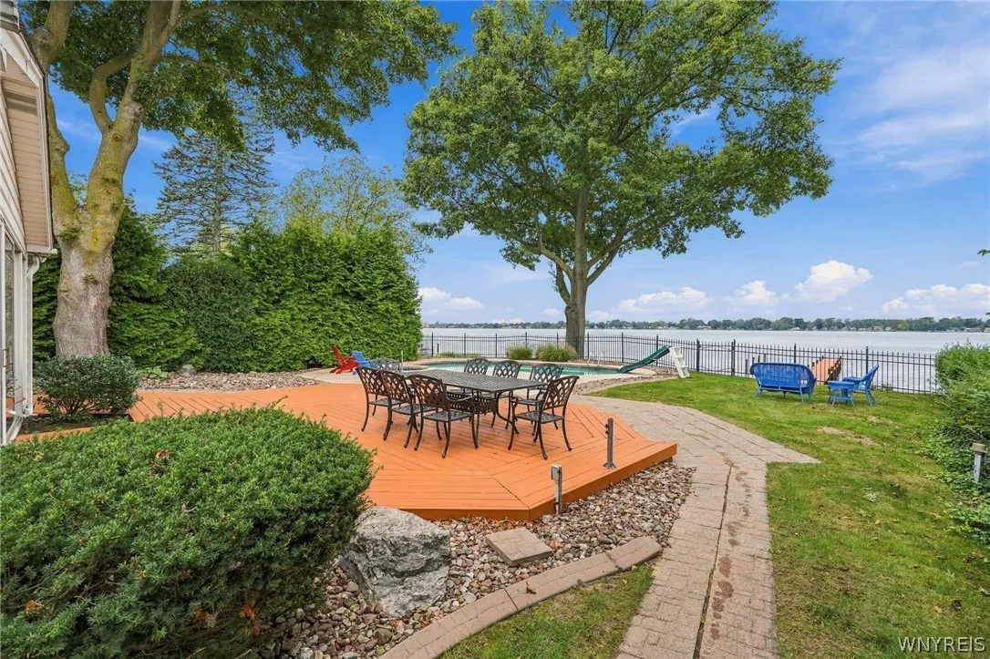 1819 Winter Road, Grand Island, New York 14072, Grand Island, New York 14072, 3 Bedroom Bedrooms, 7 Room Rooms,2 BathroomBathrooms,Residential,For Sale,1819 Winter Road, Grand Island, New York 14072,0,B1716331