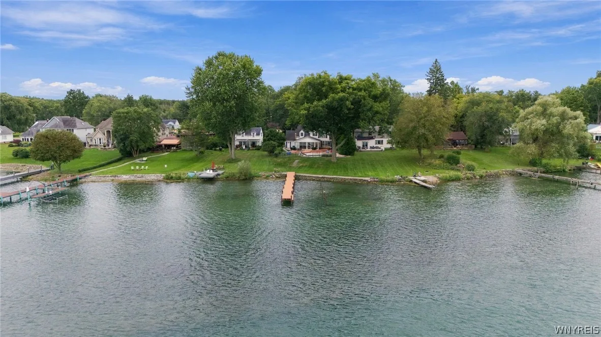 1819 Winter Road, Grand Island, New York 14072, Grand Island, New York 14072, 3 Bedroom Bedrooms, 7 Room Rooms,2 BathroomBathrooms,Residential,For Sale,1819 Winter Road, Grand Island, New York 14072,0,B1716331