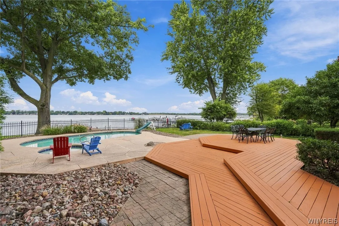 1819 Winter Road, Grand Island, New York 14072, Grand Island, New York 14072, 3 Bedroom Bedrooms, 7 Room Rooms,2 BathroomBathrooms,Residential,For Sale,1819 Winter Road, Grand Island, New York 14072,0,B1716331