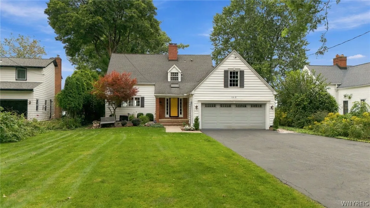 1819 Winter Road, Grand Island, New York 14072, Grand Island, New York 14072, 3 Bedroom Bedrooms, 7 Room Rooms,2 BathroomBathrooms,Residential,For Sale,1819 Winter Road, Grand Island, New York 14072,0,B1716331