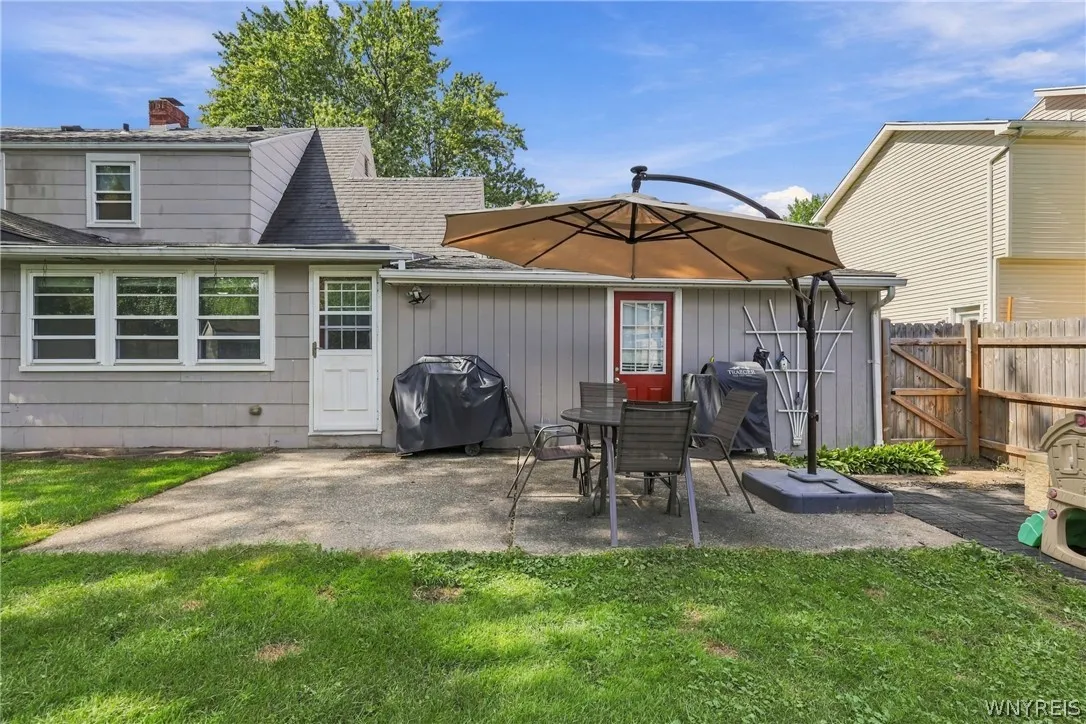 134 Harding Road, Amherst, New York 14221, Amherst, New York 14221, 3 Bedroom Bedrooms, 7 Room Rooms,1 BathroomBathrooms,Residential,For Sale,134 Harding Road, Amherst, New York 14221,0,B1716228