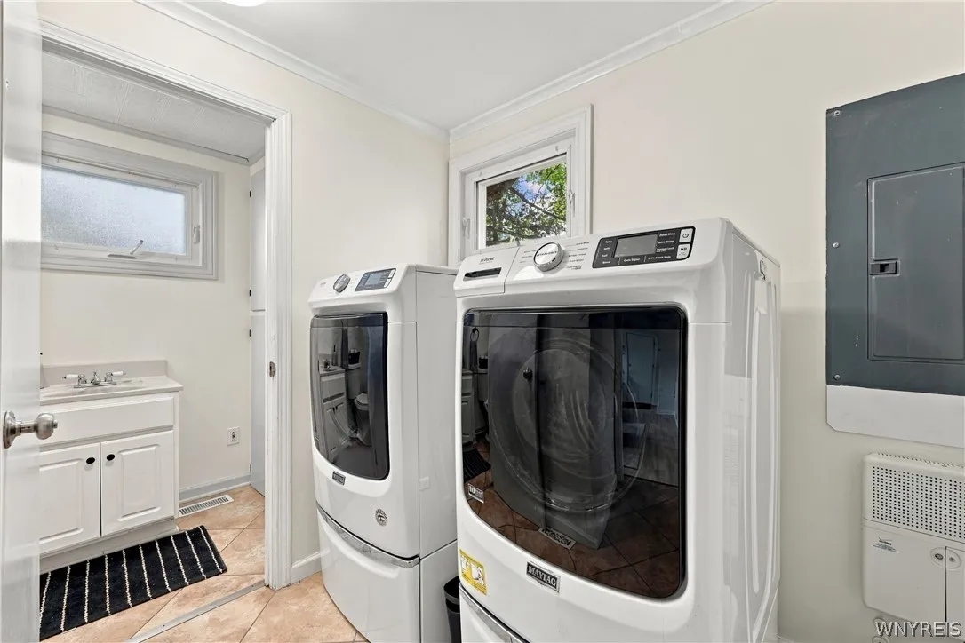134 Harding Road, Amherst, New York 14221, Amherst, New York 14221, 3 Bedroom Bedrooms, 7 Room Rooms,1 BathroomBathrooms,Residential,For Sale,134 Harding Road, Amherst, New York 14221,0,B1716228