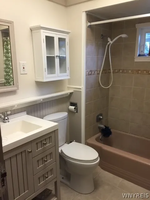 765 Crescent Avenue, Buffalo, New York 14216, Buffalo, New York 14216, 3 Bedroom Bedrooms, 6 Room Rooms,1 BathroomBathrooms,Residential Lease,For Rent,765 Crescent Avenue, Buffalo, New York 14216,0,B1716203