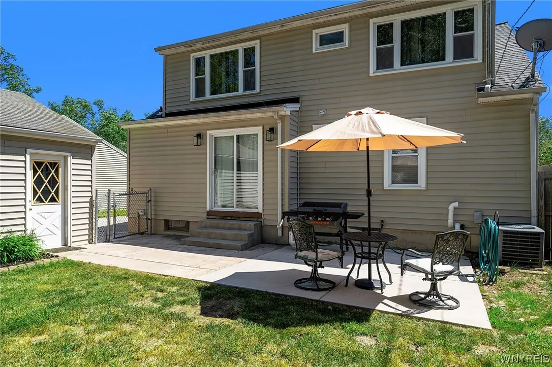 164 Orchard Drive, Tonawanda, New York 14223, Tonawanda, New York 14223, 4 Bedroom Bedrooms, 8 Room Rooms,2 BathroomBathrooms,Residential,For Sale,164 Orchard Drive, Tonawanda, New York 14223,0,B1716444