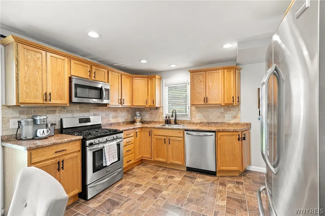 164 Orchard Drive, Tonawanda, New York 14223, Tonawanda, New York 14223, 4 Bedroom Bedrooms, 8 Room Rooms,2 BathroomBathrooms,Residential,For Sale,164 Orchard Drive, Tonawanda, New York 14223,0,B1716444