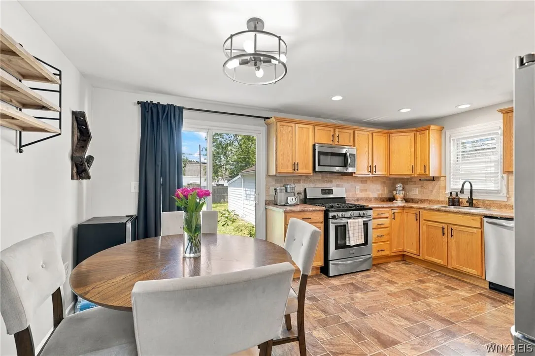 164 Orchard Drive, Tonawanda, New York 14223, Tonawanda, New York 14223, 4 Bedroom Bedrooms, 8 Room Rooms,2 BathroomBathrooms,Residential,For Sale,164 Orchard Drive, Tonawanda, New York 14223,0,B1716444