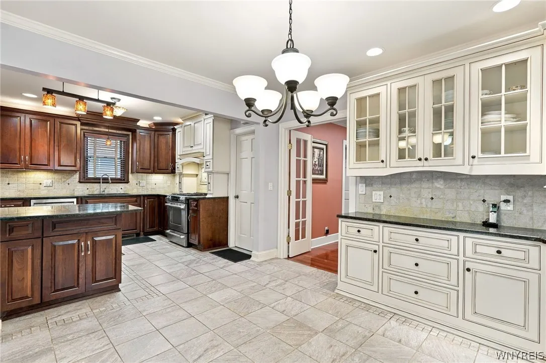 1161 Hertel Avenue, Buffalo, New York 14216, Buffalo, New York 14216, 4 Bedroom Bedrooms, ,3 BathroomBathrooms,Residential,For Sale,1161 Hertel Avenue, Buffalo, New York 14216,0,B1716687