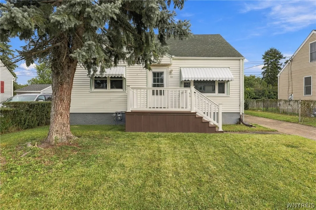55 Waverly Avenue, Tonawanda, New York 14217, Tonawanda, New York 14217, 3 Bedroom Bedrooms, 6 Room Rooms,1 BathroomBathrooms,Residential,For Sale,55 Waverly Avenue, Tonawanda, New York 14217,0,B1716645