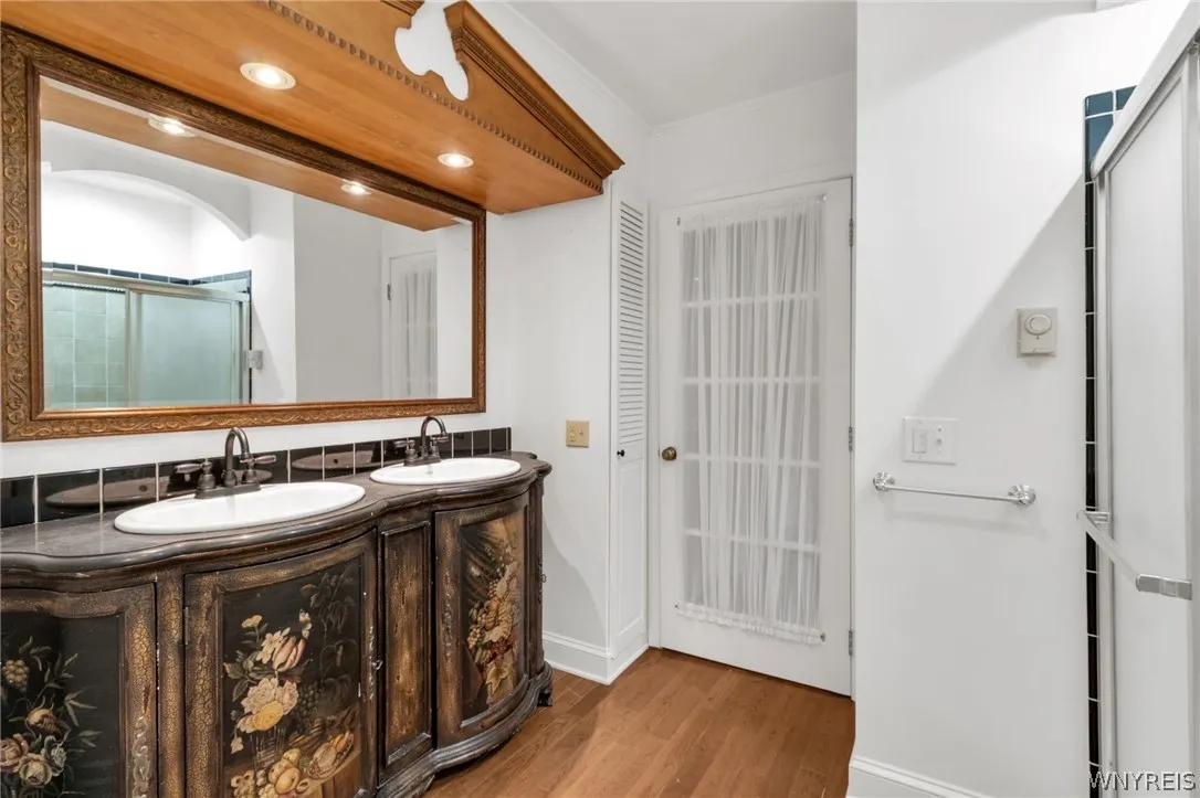 7406 Quaker Road, Orchard Park, New York 14127, Orchard Park, New York 14127, 3 Bedroom Bedrooms, 9 Room Rooms,2 BathroomBathrooms,Residential Lease,For Rent,7406 Quaker Road, Orchard Park, New York 14127,0,B1716745
