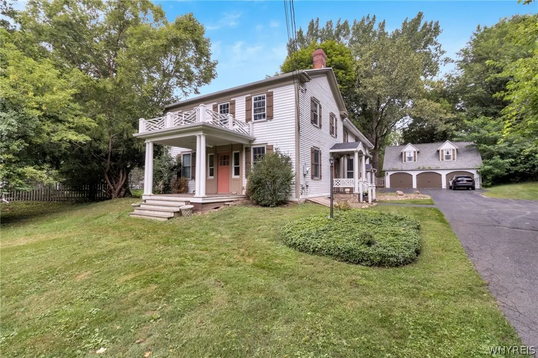 7406 Quaker Road, Orchard Park, New York 14127, Orchard Park, New York 14127, 3 Bedroom Bedrooms, 9 Room Rooms,2 BathroomBathrooms,Residential Lease,For Rent,7406 Quaker Road, Orchard Park, New York 14127,0,B1716745