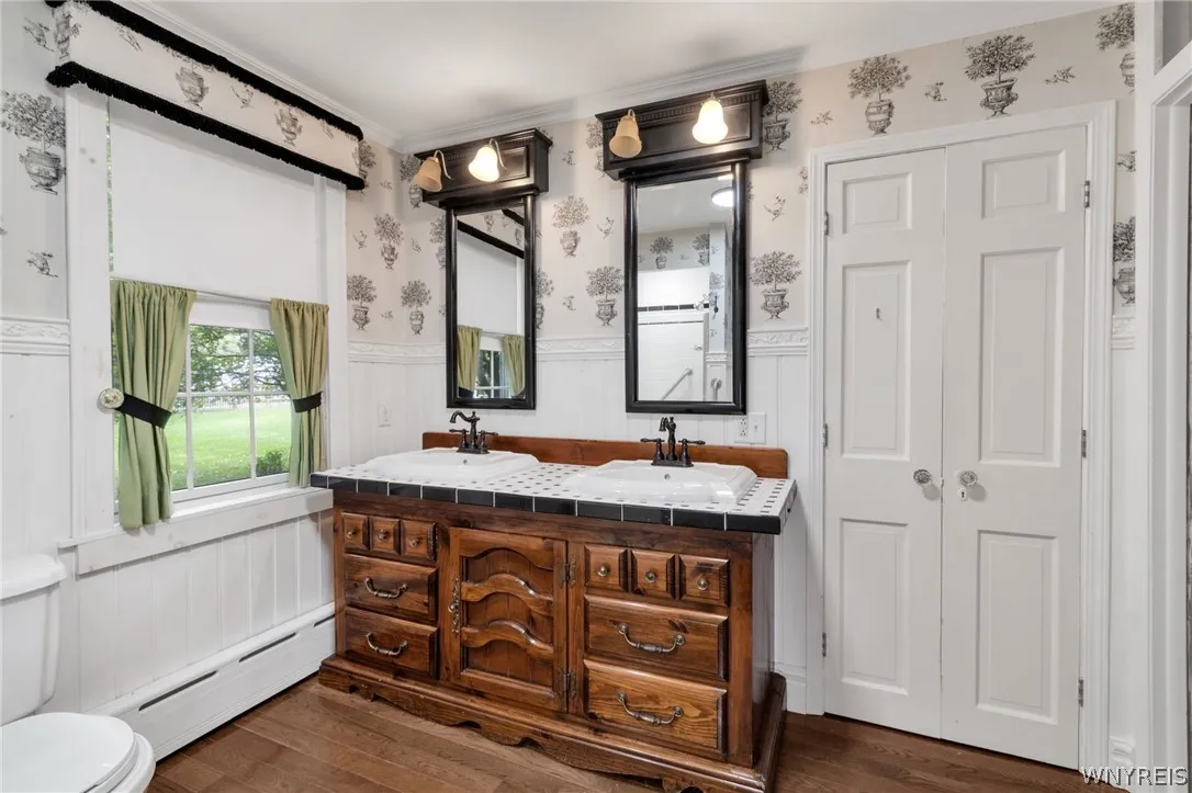 7406 Quaker Road, Orchard Park, New York 14127, Orchard Park, New York 14127, 3 Bedroom Bedrooms, 9 Room Rooms,2 BathroomBathrooms,Residential Lease,For Rent,7406 Quaker Road, Orchard Park, New York 14127,0,B1716745