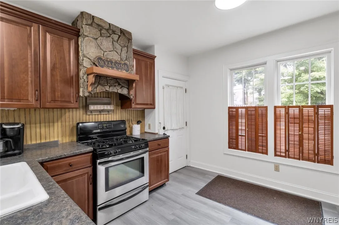 7406 Quaker Road, Orchard Park, New York 14127, Orchard Park, New York 14127, 3 Bedroom Bedrooms, 9 Room Rooms,2 BathroomBathrooms,Residential Lease,For Rent,7406 Quaker Road, Orchard Park, New York 14127,0,B1716745