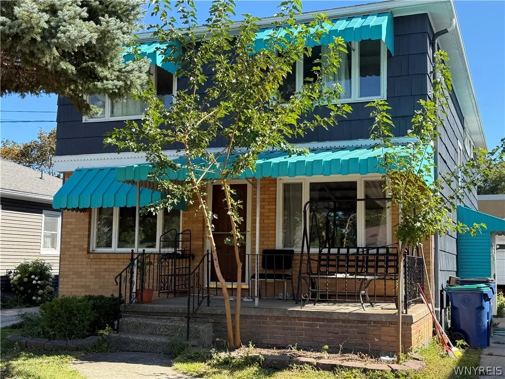 381 Callodine Ave Avenue 2, Amherst, New York 1422, Amherst, New York 14226, 6 Bedroom Bedrooms, ,2 BathroomBathrooms,Residential,For Sale,381 Callodine Ave Avenue 2, Amherst, New York 1422,0,B1716935