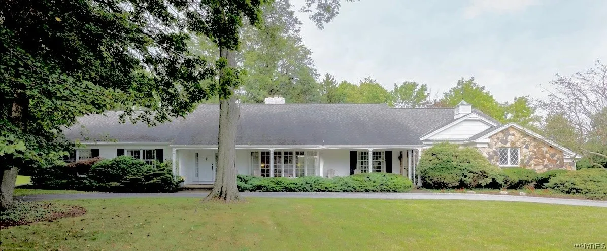 339 Stonehenge Dr, Orchard Park, New York 14127, Orchard Park, New York 14127, 3 Bedroom Bedrooms, 10 Room Rooms,3 BathroomBathrooms,Residential,For Sale,339 Stonehenge Dr, Orchard Park, New York 14127,0,B1716840
