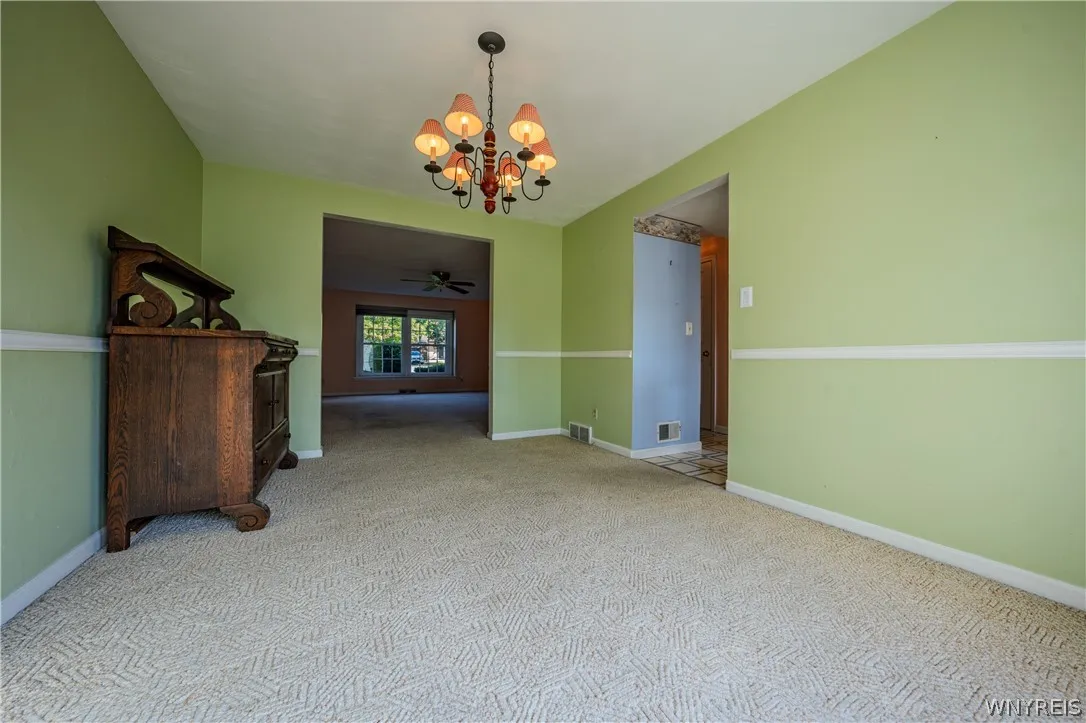 105 Carriage Drive 3, Orchard Park, New York 14127, Orchard Park, New York 14127, 3 Bedroom Bedrooms, 6 Room Rooms,1 BathroomBathrooms,Residential,For Sale,105 Carriage Drive 3, Orchard Park, New York 14127,0,B1714317