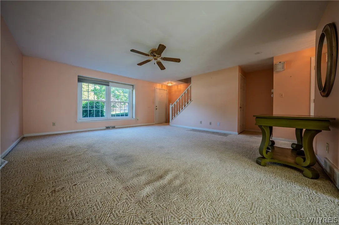 105 Carriage Drive 3, Orchard Park, New York 14127, Orchard Park, New York 14127, 3 Bedroom Bedrooms, 6 Room Rooms,1 BathroomBathrooms,Residential,For Sale,105 Carriage Drive 3, Orchard Park, New York 14127,0,B1714317