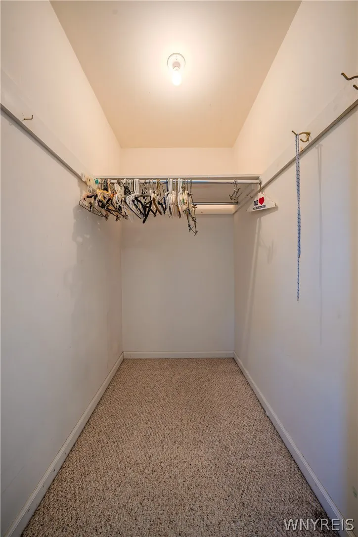 105 Carriage Drive 3, Orchard Park, New York 14127, Orchard Park, New York 14127, 3 Bedroom Bedrooms, 6 Room Rooms,1 BathroomBathrooms,Residential,For Sale,105 Carriage Drive 3, Orchard Park, New York 14127,0,B1714317