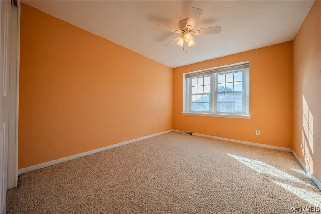 105 Carriage Drive 3, Orchard Park, New York 14127, Orchard Park, New York 14127, 3 Bedroom Bedrooms, 6 Room Rooms,1 BathroomBathrooms,Residential,For Sale,105 Carriage Drive 3, Orchard Park, New York 14127,0,B1714317
