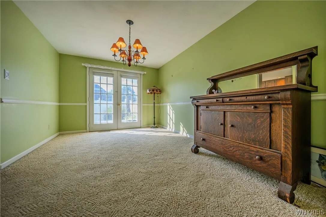 105 Carriage Drive 3, Orchard Park, New York 14127, Orchard Park, New York 14127, 3 Bedroom Bedrooms, 6 Room Rooms,1 BathroomBathrooms,Residential,For Sale,105 Carriage Drive 3, Orchard Park, New York 14127,0,B1714317