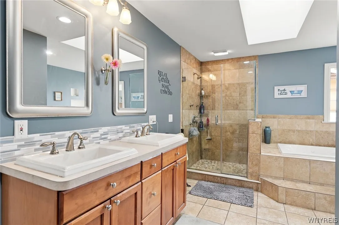 7526 Milestrip Road, Orchard Park, New York 14127, Orchard Park, New York 14127, 4 Bedroom Bedrooms, 11 Room Rooms,3 BathroomBathrooms,Residential,For Sale,7526 Milestrip Road, Orchard Park, New York 14127,0,B1716833
