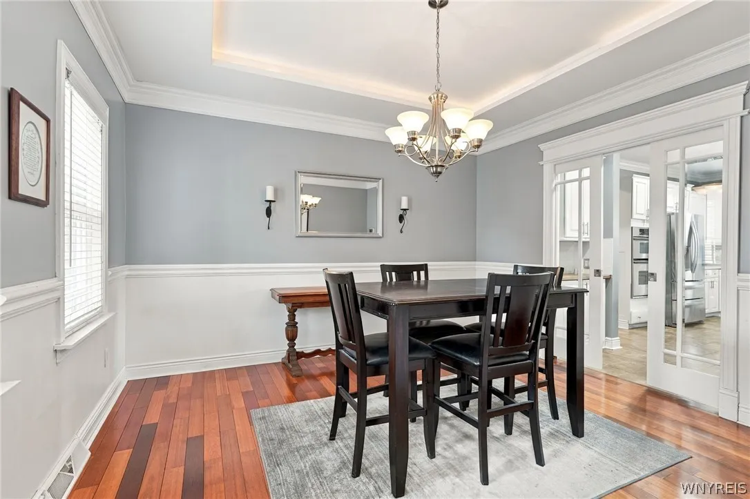 Elegant dining room