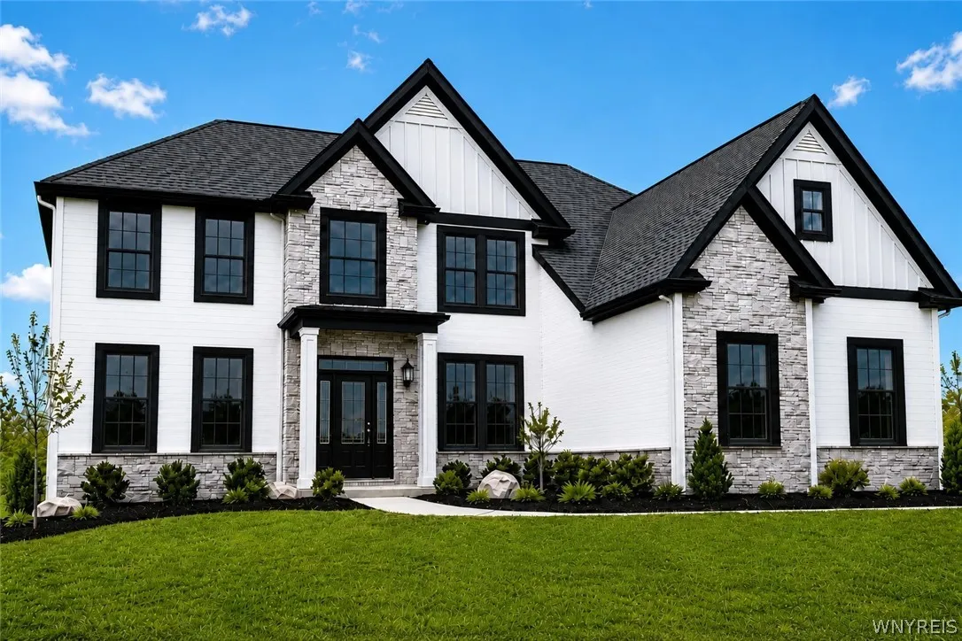 6 Hampton Court, Orchard Park, New York 14127, Orchard Park, New York 14127, 4 Bedroom Bedrooms, 16 Room Rooms,3 BathroomBathrooms,Residential,For Sale,6 Hampton Court, Orchard Park, New York 14127,0,B1715446